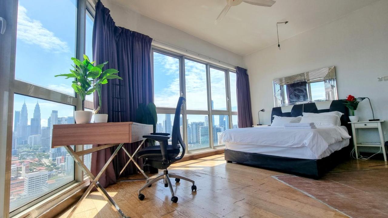 Penthouse On 34 - The Highest Unit And Best Views In Regalia & Private Rooftop Terrace Kuala Lumpur Bagian luar foto