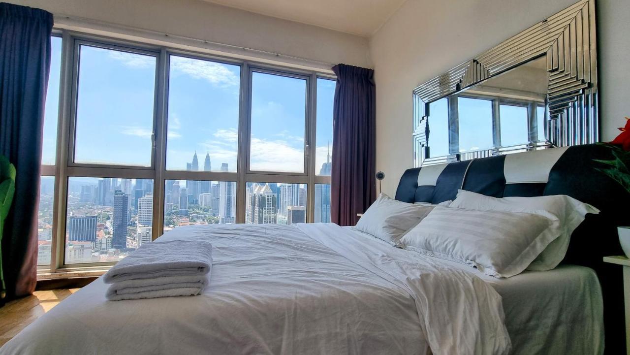 Penthouse On 34 - The Highest Unit And Best Views In Regalia & Private Rooftop Terrace Kuala Lumpur Bagian luar foto