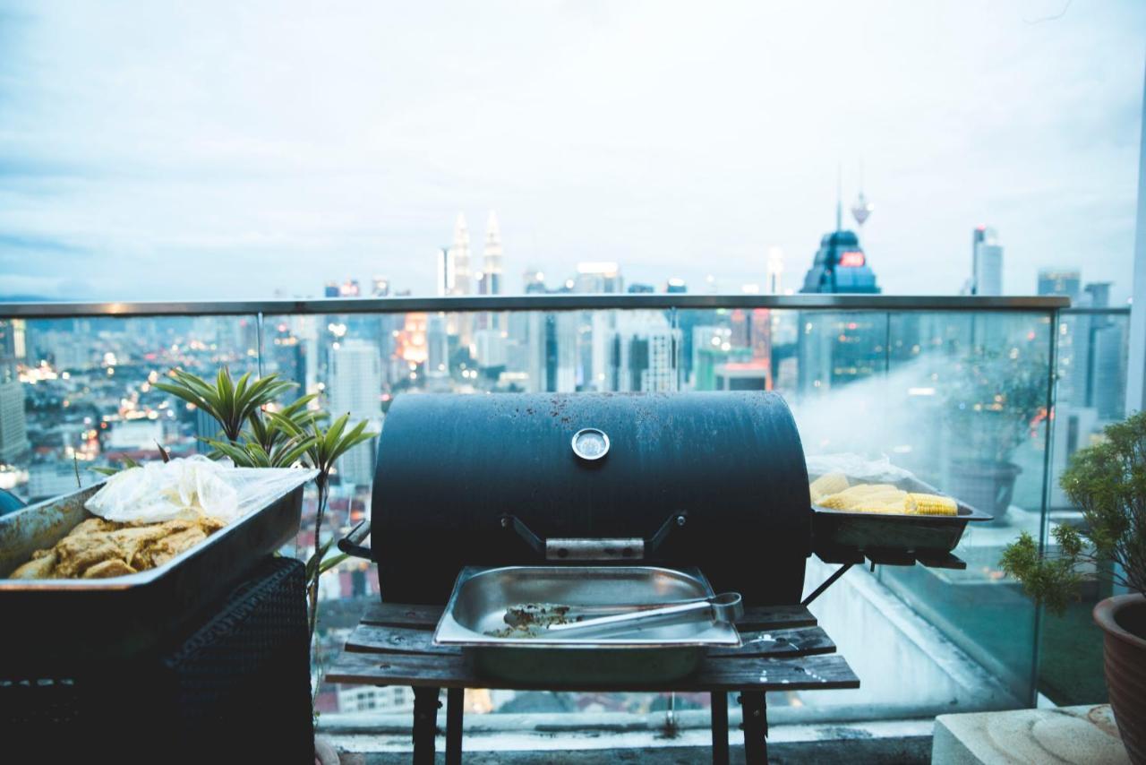 Penthouse On 34 - The Highest Unit And Best Views In Regalia & Private Rooftop Terrace Kuala Lumpur Bagian luar foto