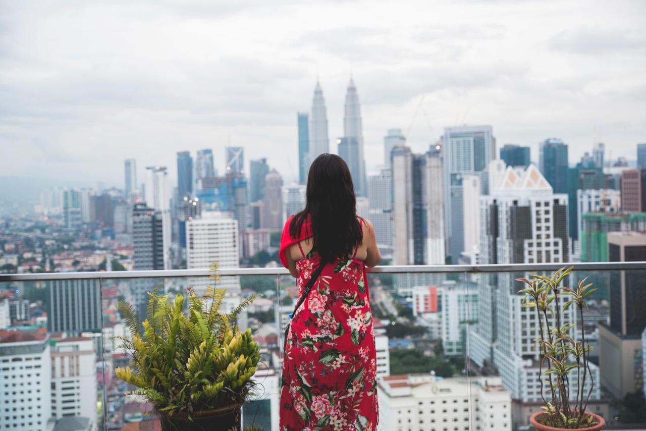 Penthouse On 34 - The Highest Unit And Best Views In Regalia & Private Rooftop Terrace Kuala Lumpur Bagian luar foto