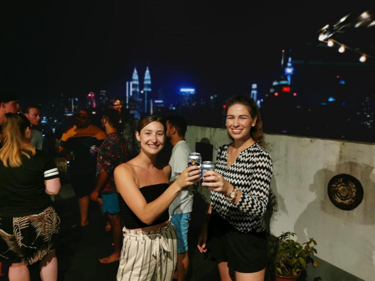 Penthouse On 34 - The Highest Unit And Best Views In Regalia & Private Rooftop Terrace Kuala Lumpur Bagian luar foto
